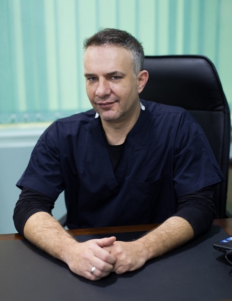 Read more about the article Dr. Dimitrios Ziakas – Alborj Hair Clinic