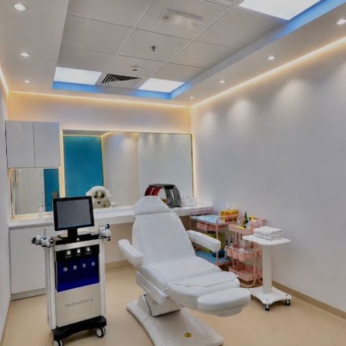Treatment room at DrypSkin clinic, Dubai Marina