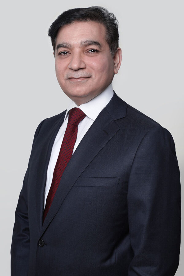 Read more about the article Dr. Imran Tahir & Dr. Faisal Salim – Hair Clinic Dubai