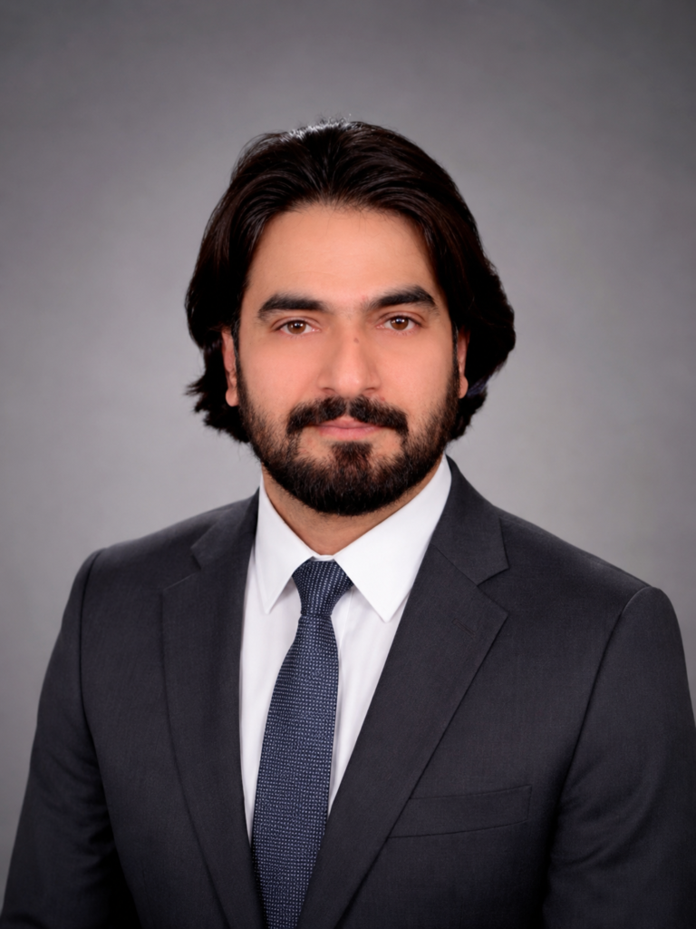 Dr. Adnan Bashir, hair transplant surgeon at Sculpt Roots Medical Clinic